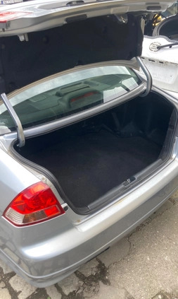 Honda Civic cena 7300 przebieg: 305000, rok produkcji 2003 z Wrocław małe 191